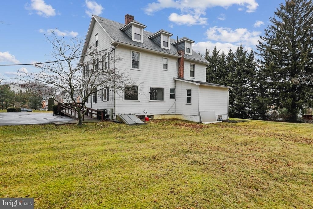 707 N Hickory Avenue - Photo 28