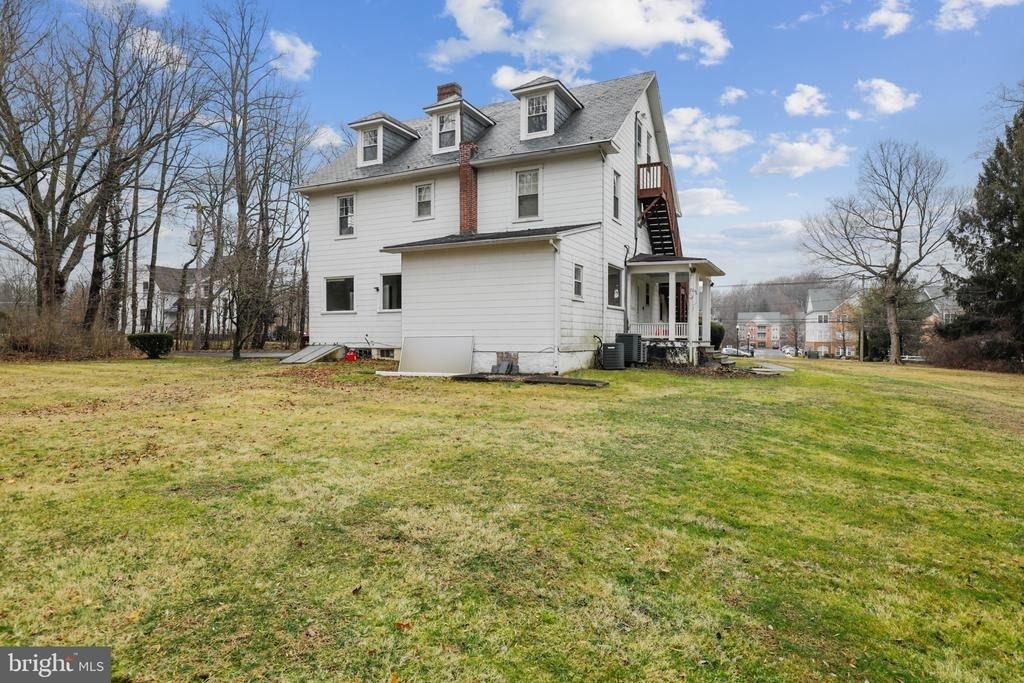 707 N Hickory Avenue - Photo 30