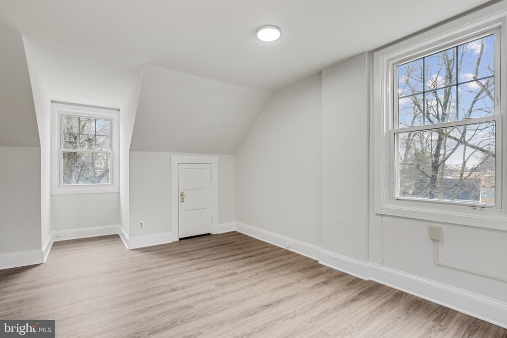 707 N Hickory Avenue - Photo 4