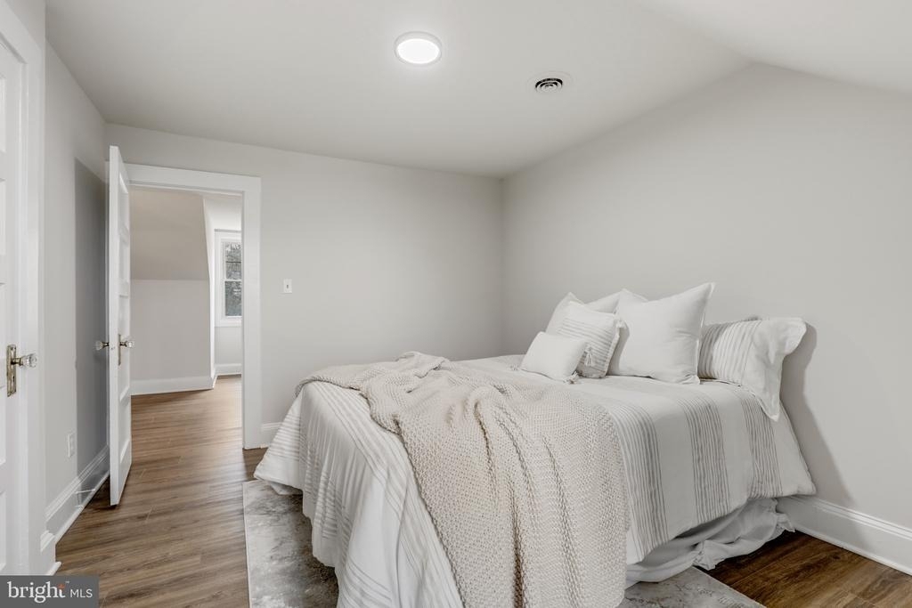 707 N Hickory Avenue - Photo 27