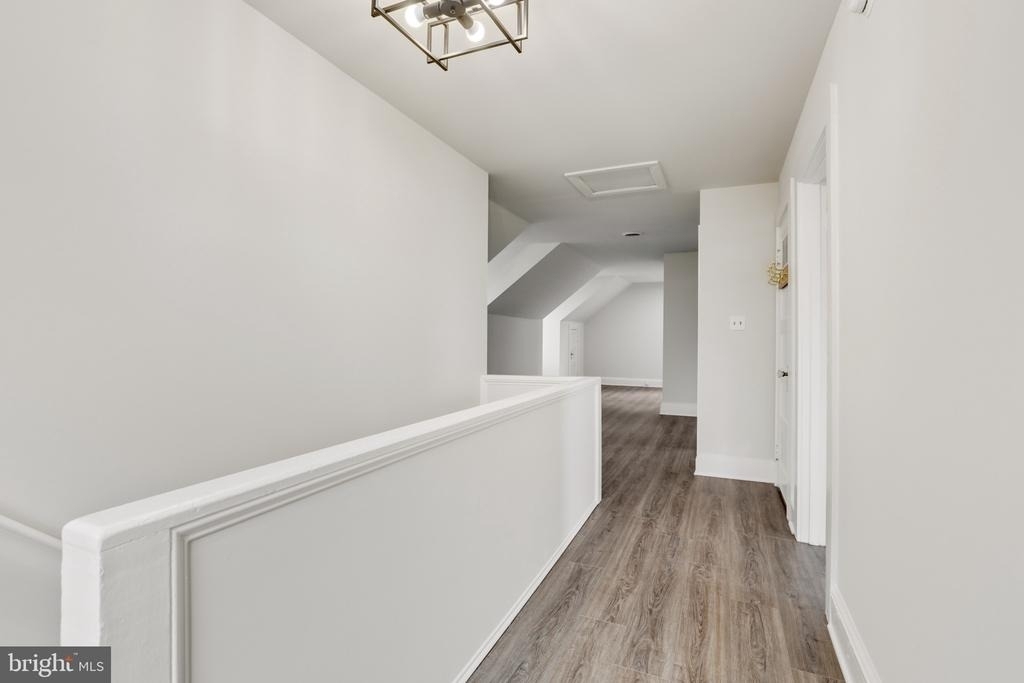 707 N Hickory Avenue - Photo 13