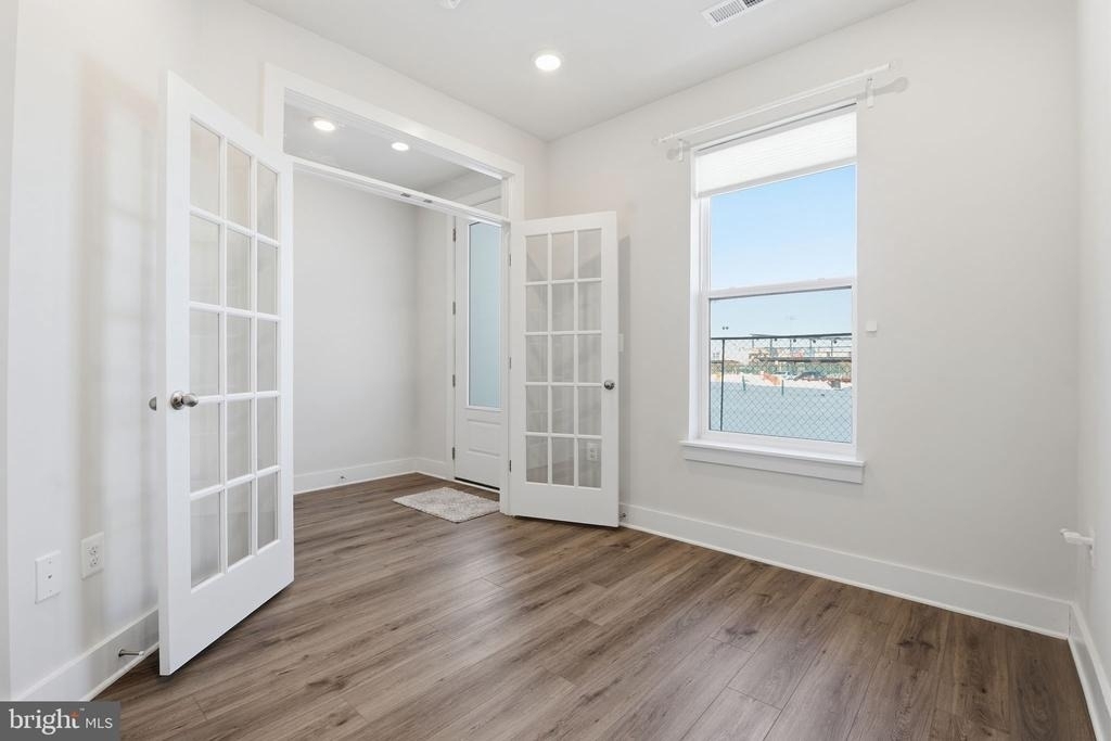 116 Crown Street - Photo 1