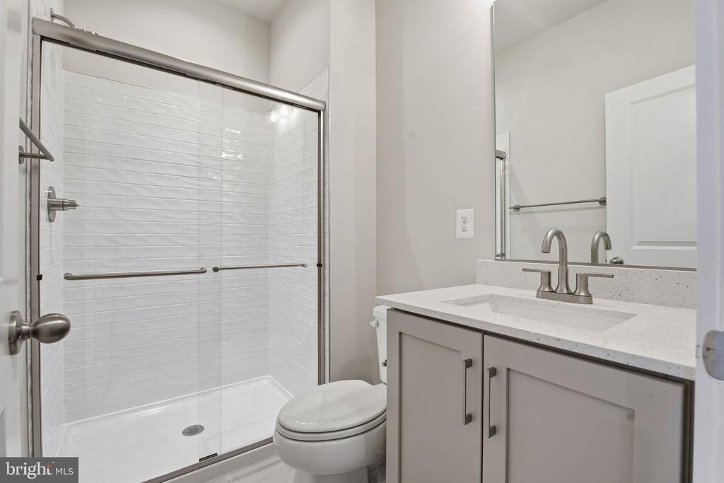 116 Crown Street - Photo 2
