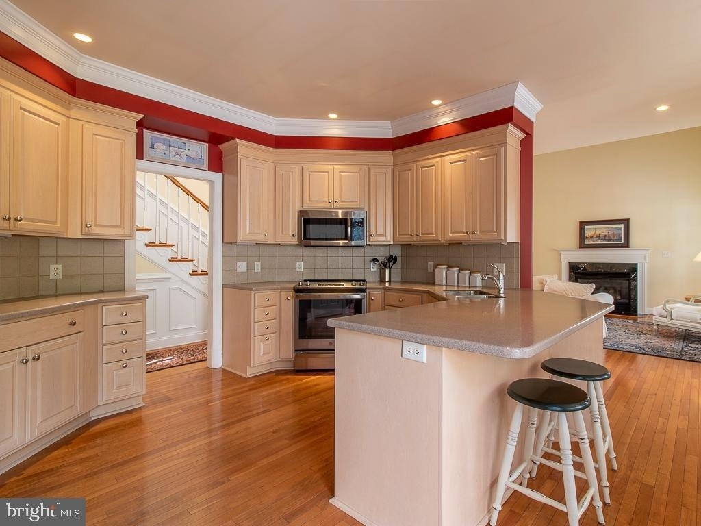 10 Wellington Place - Photo 3