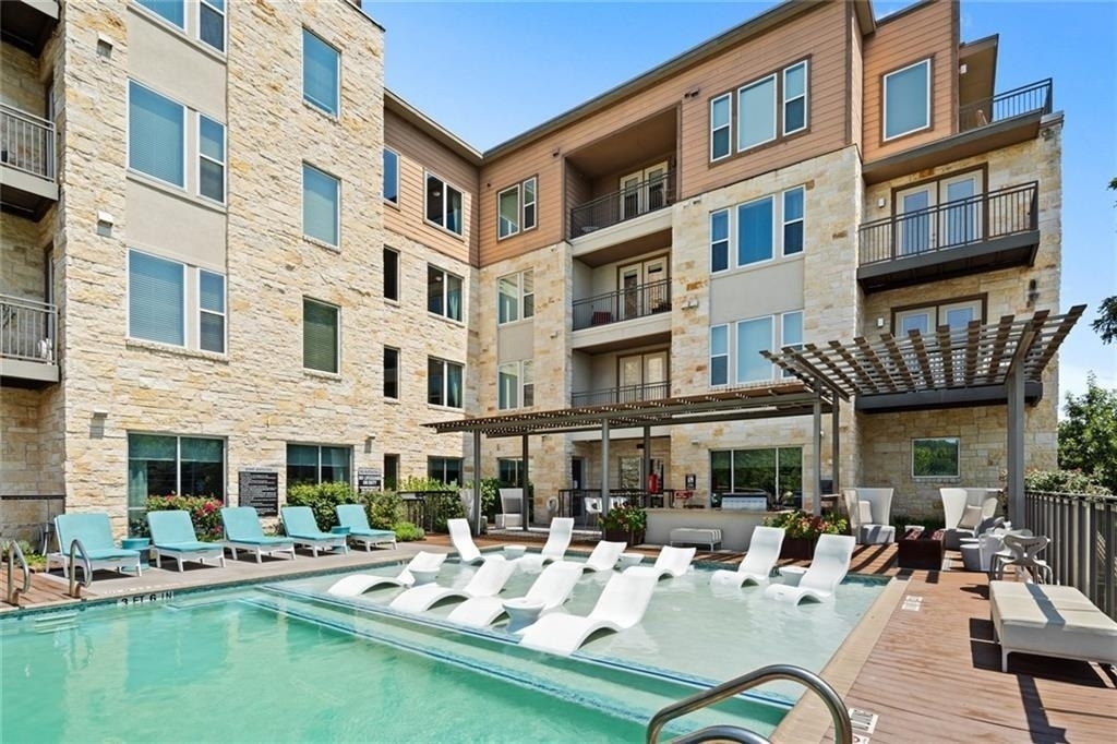 1900 Barton Springs Rd - Photo 24