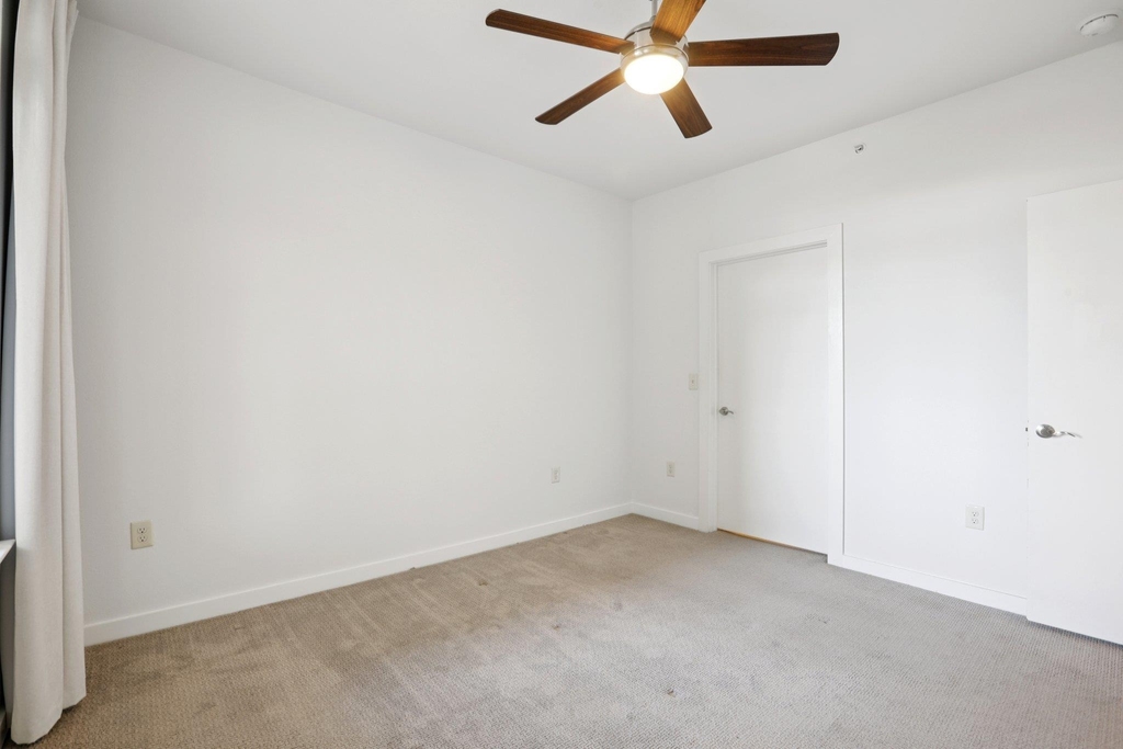 1900 Barton Springs Rd - Photo 16