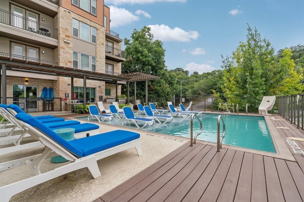 1900 Barton Springs Rd - Photo 25