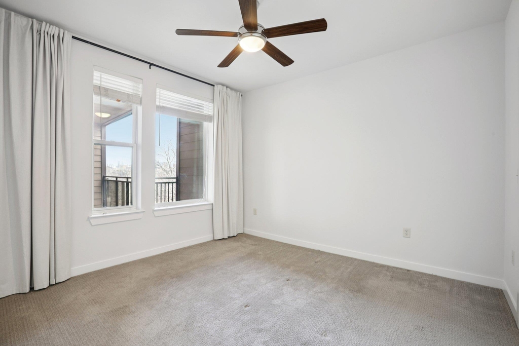 1900 Barton Springs Rd - Photo 15