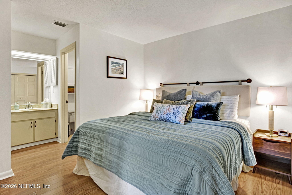 743 Spinnakers Reach Drive - Photo 8