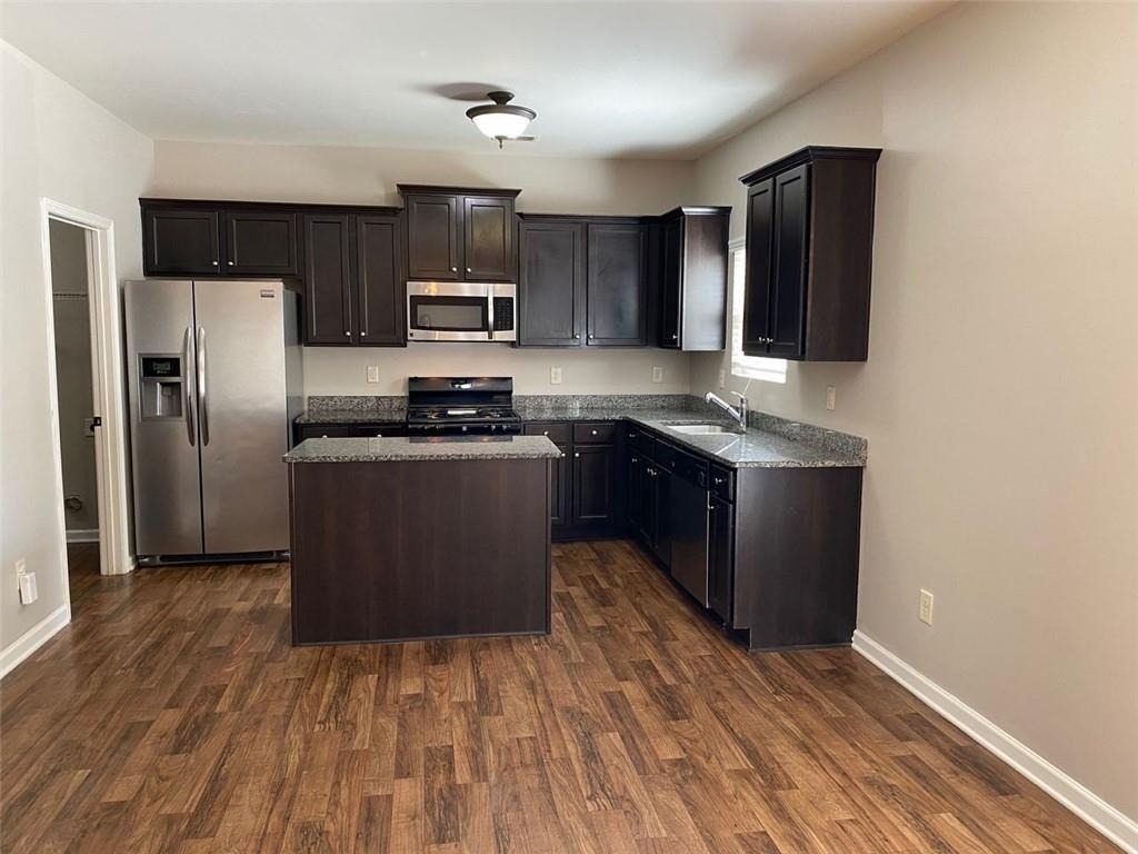 2392 Newbury Oaks Court - Photo 4