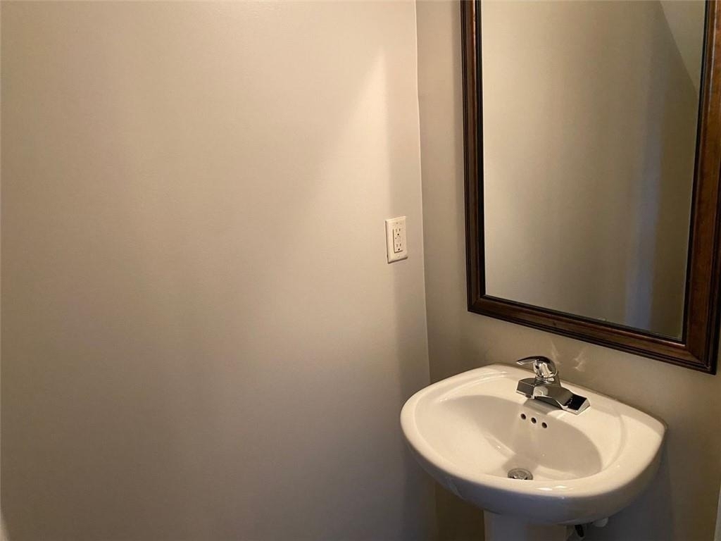 2392 Newbury Oaks Court - Photo 11
