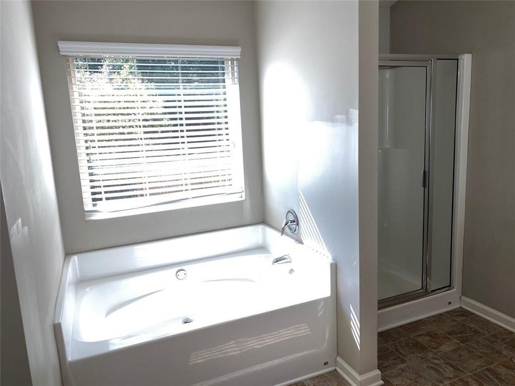 2392 Newbury Oaks Court - Photo 17