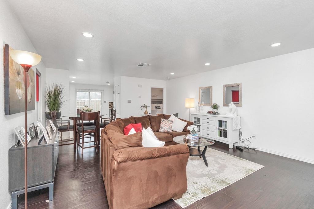 7327 Enchanted Creek Drive - Photo 4