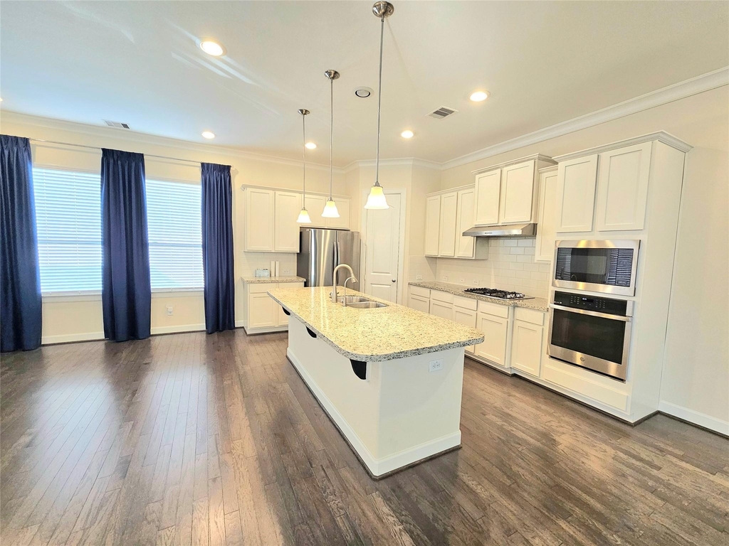 9610 Knights Station Drive - Photo 4