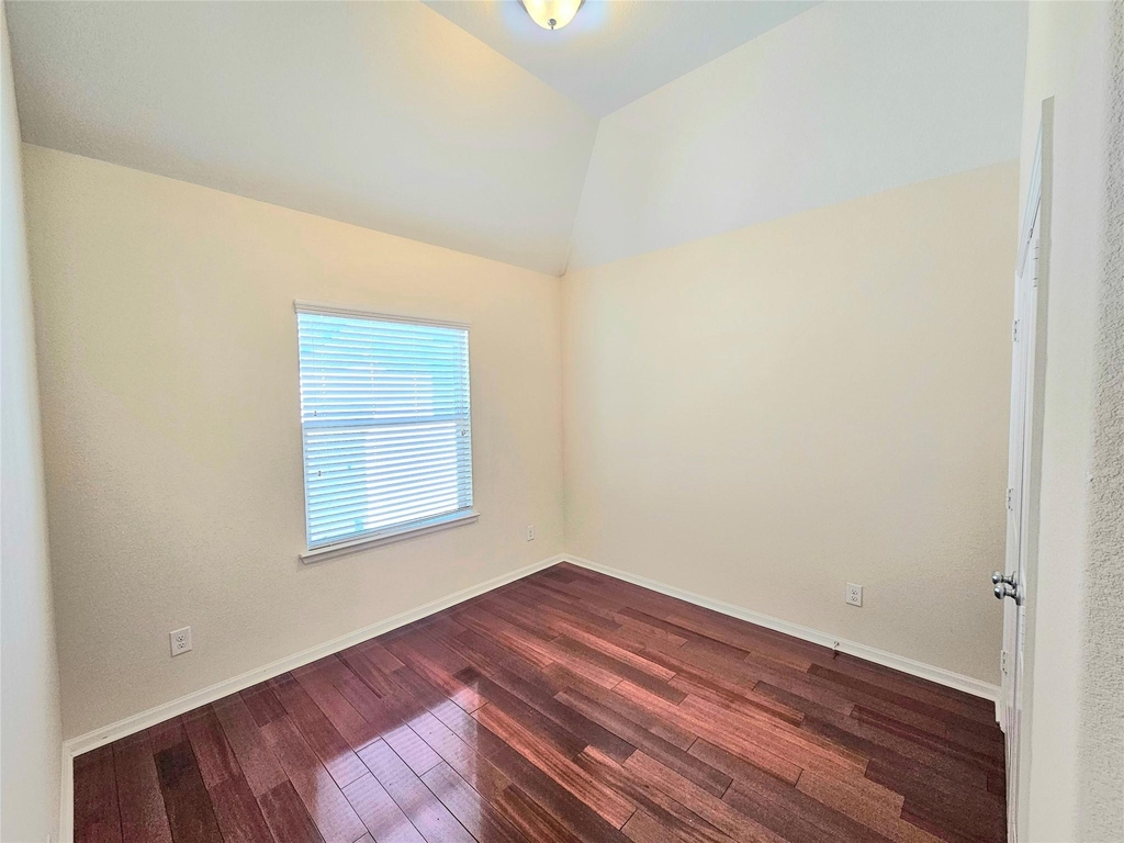 9610 Knights Station Drive - Photo 8