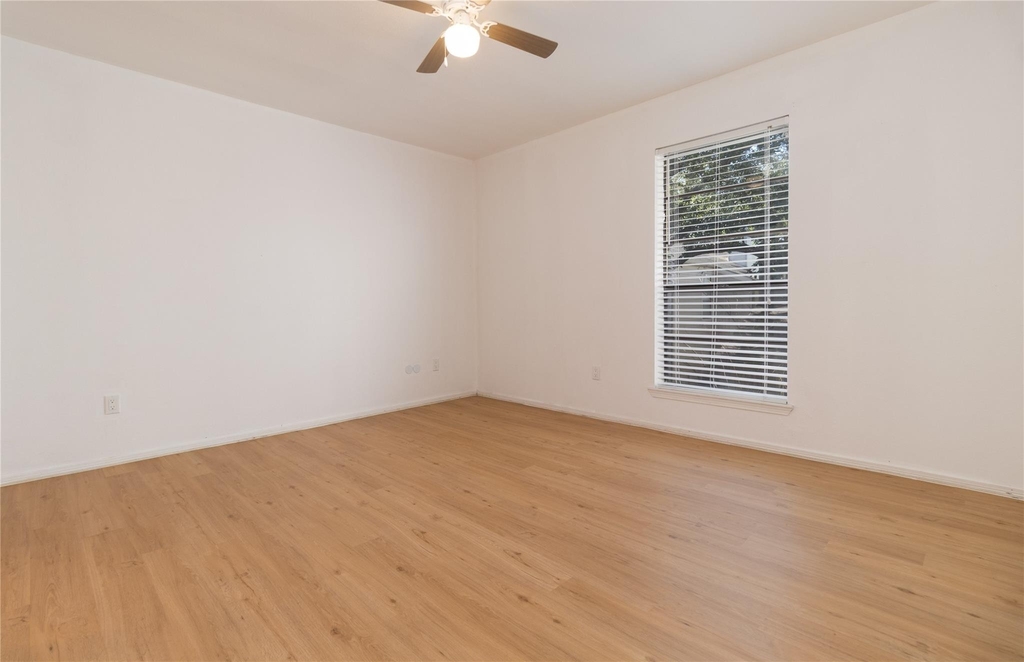 9707 Richmond Avenue - Photo 9