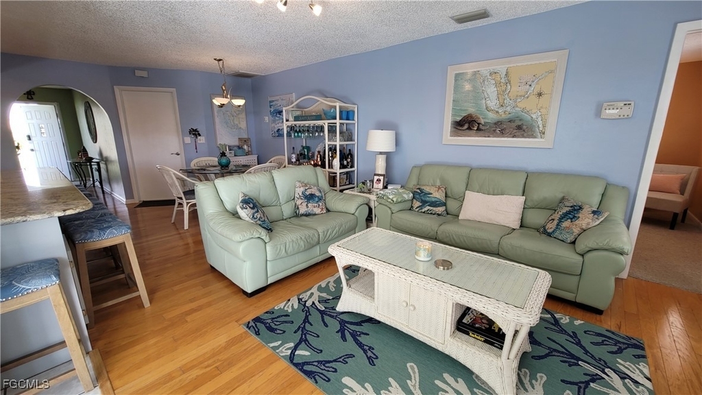 1126 Se 13th Terrace - Photo 10