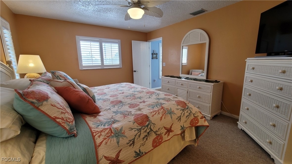 1126 Se 13th Terrace - Photo 16