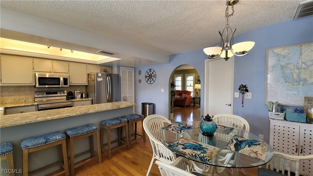 1126 Se 13th Terrace - Photo 9