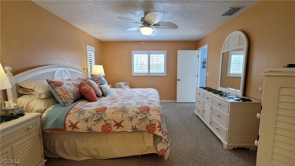 1126 Se 13th Terrace - Photo 17