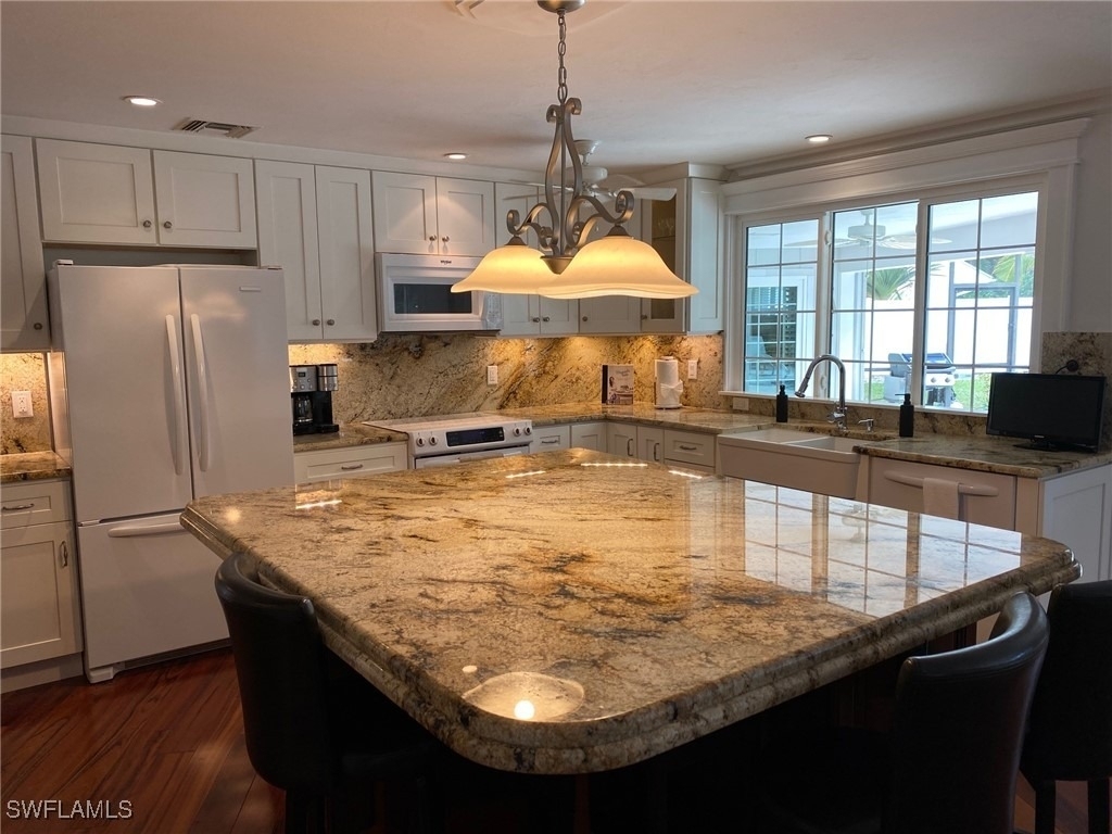 660 Regatta Road - Photo 5