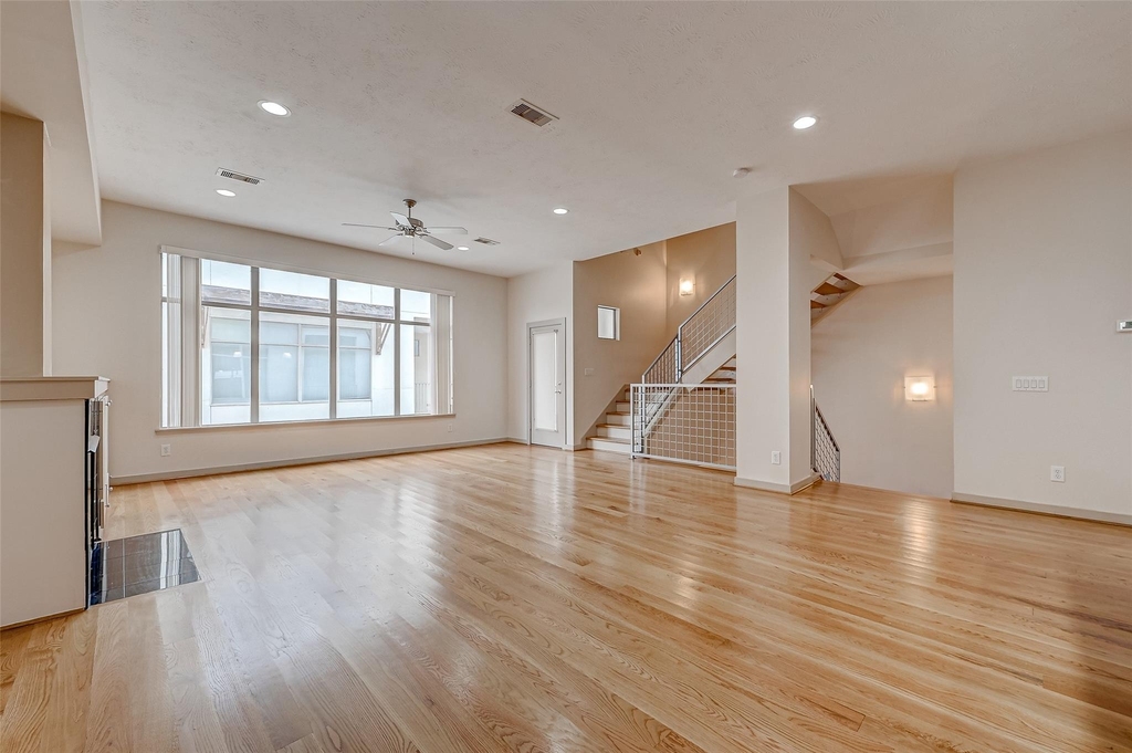 5315 Lillian Street - Photo 6