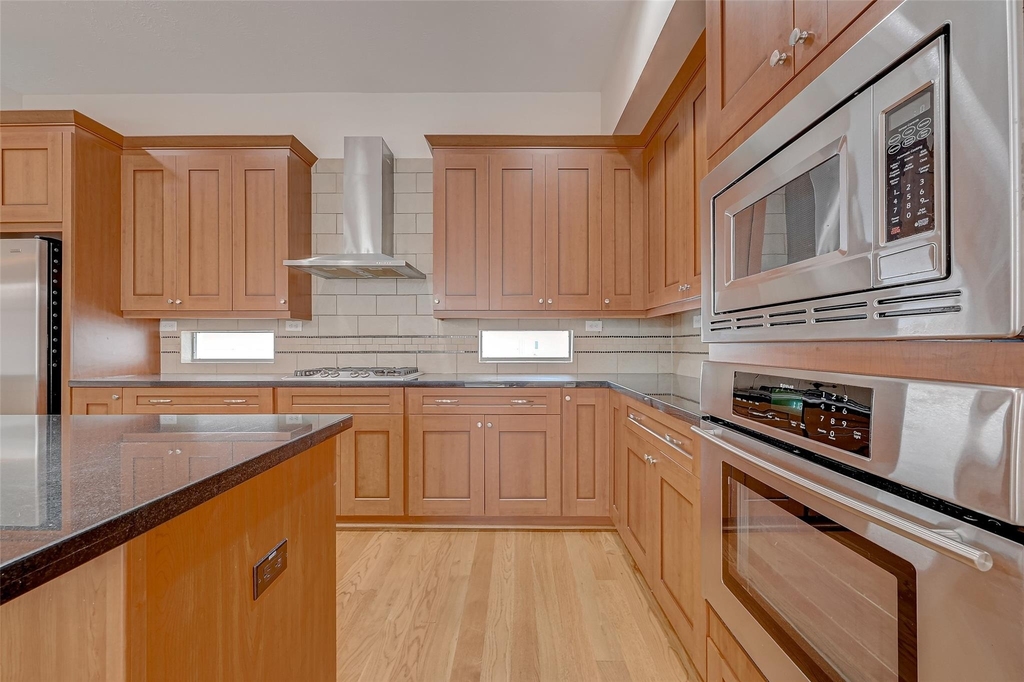 5315 Lillian Street - Photo 10