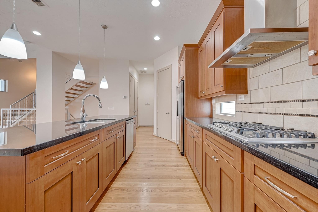 5315 Lillian Street - Photo 11