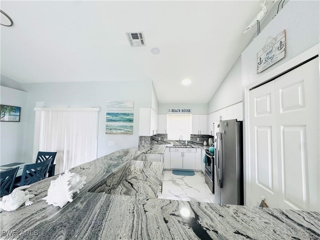 1221 Granada Boulevard - Photo 4