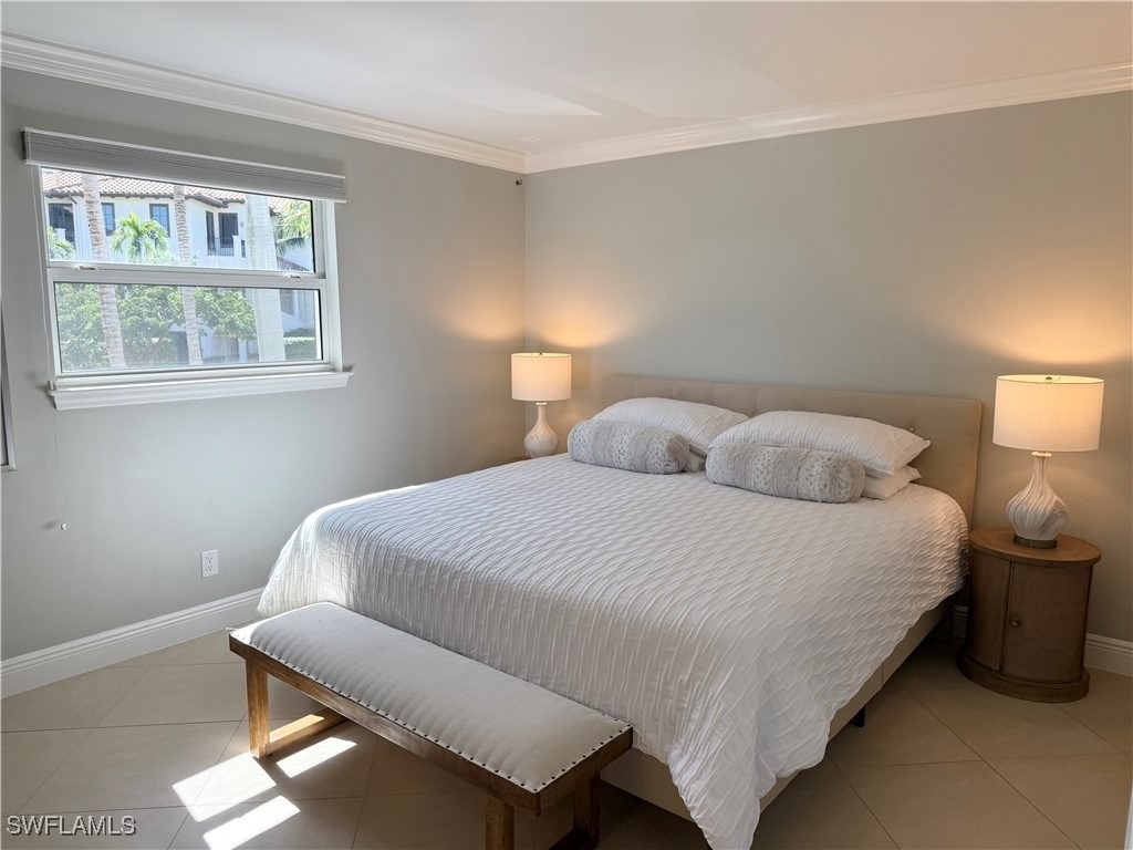 960 7th Street S - Photo 4