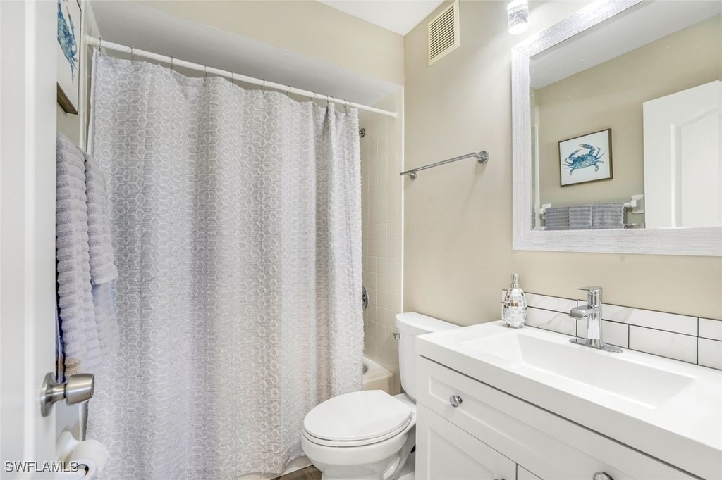7360 Glenmoor Lane - Photo 8