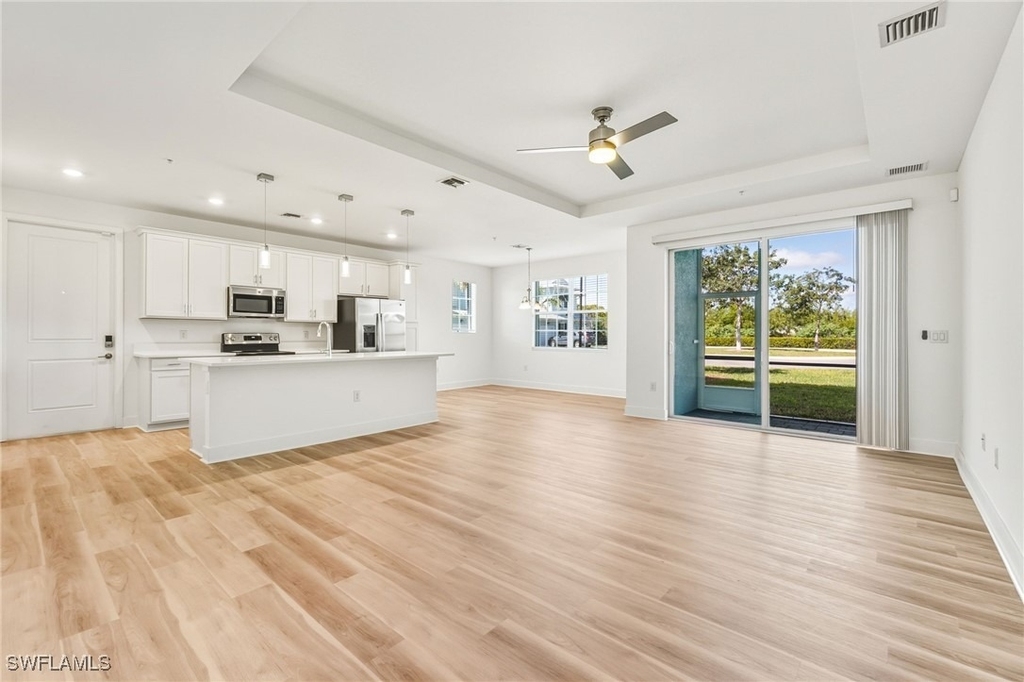 26430 Coco Cay Circle - Photo 3