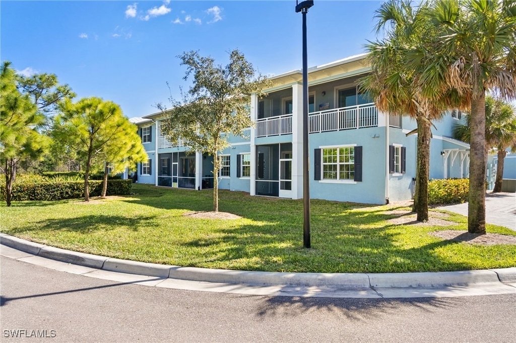 26430 Coco Cay Circle - Photo 2
