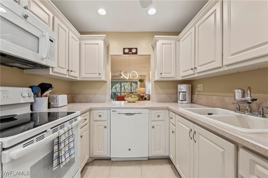 1055 Forest Lakes Drive - Photo 2