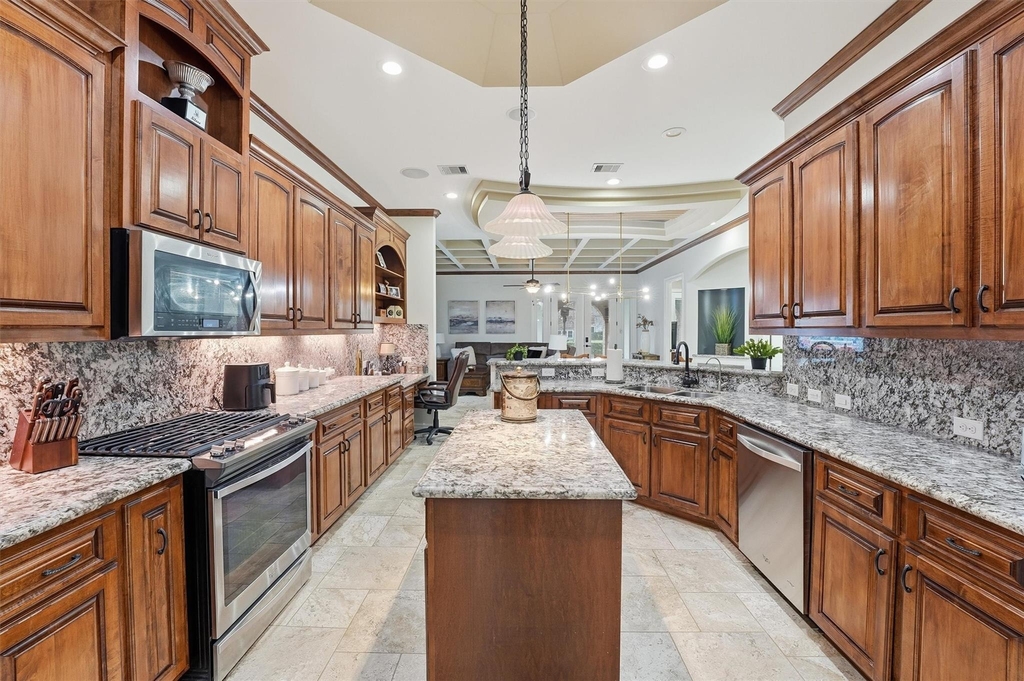 19623 Fairway Island Drive - Photo 11