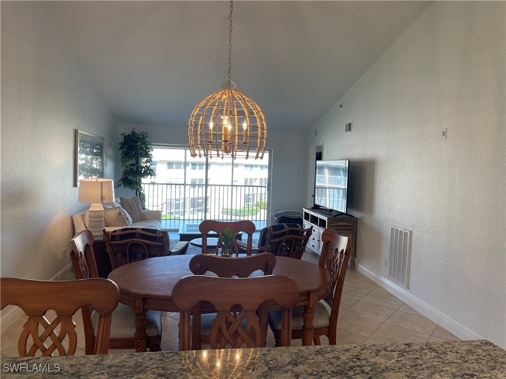 9640 Victoria Lane - Photo 5
