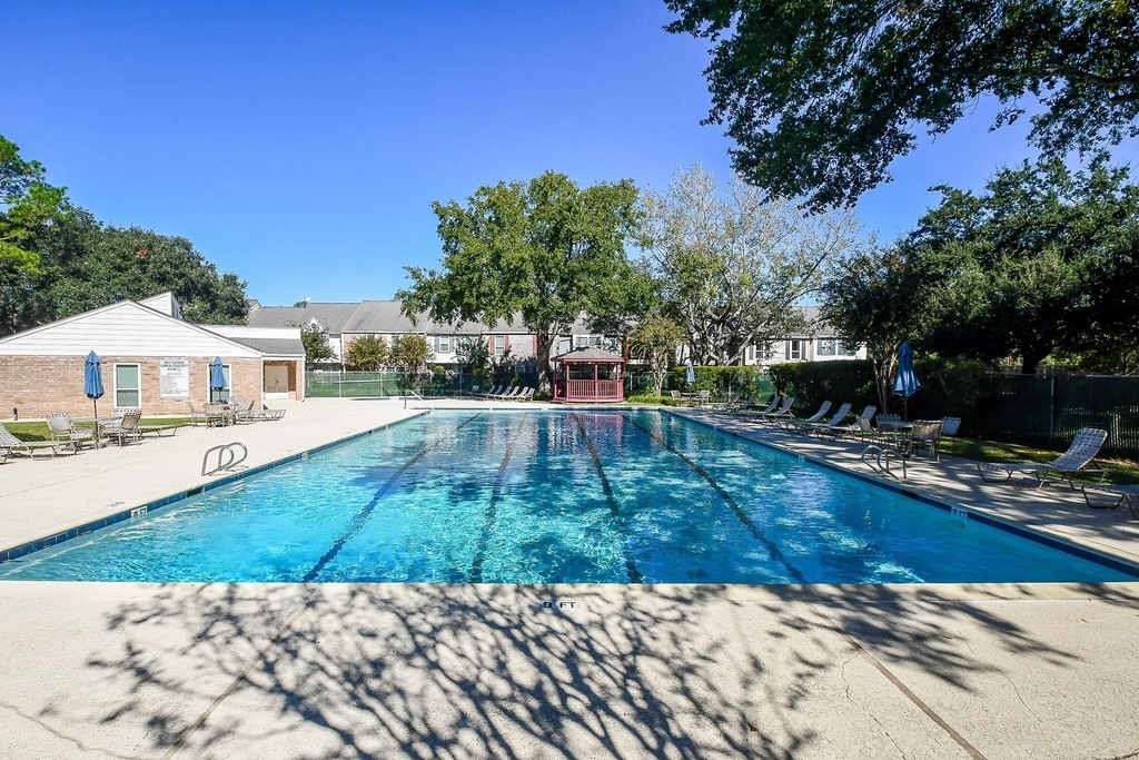 10378 Briar Forest Drive - Photo 8