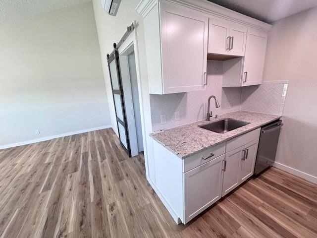 4406 Helen Street - Photo 9