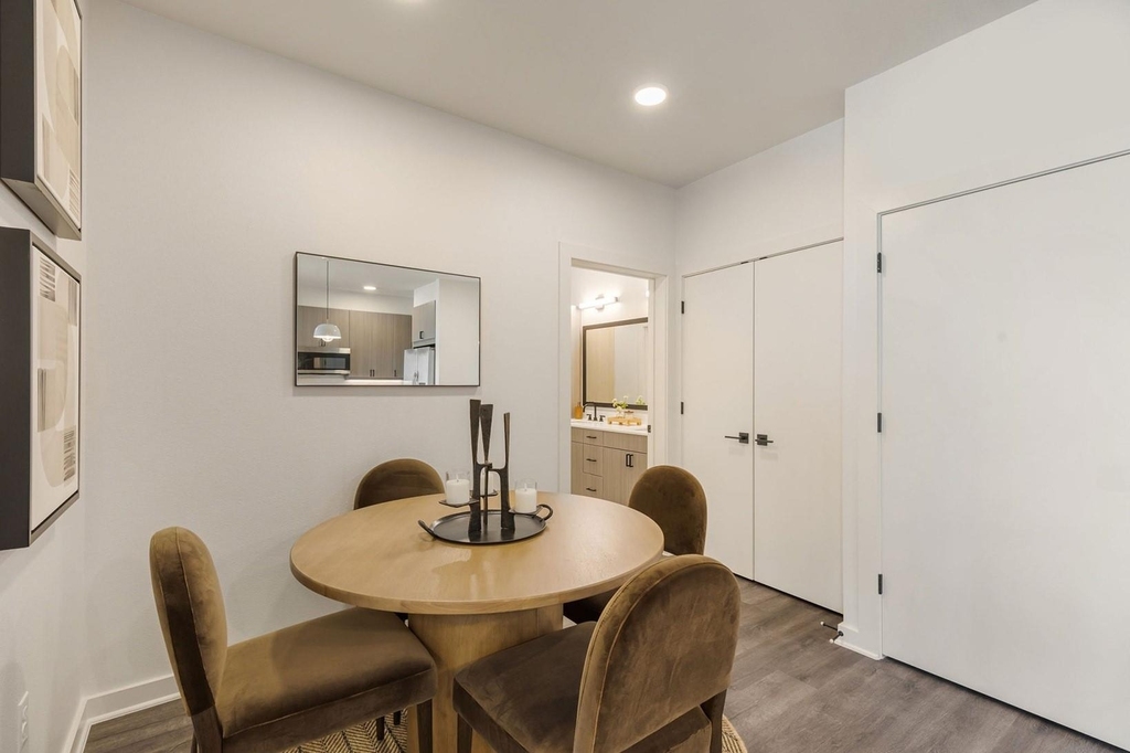 3001 W 11th Street - Photo 4