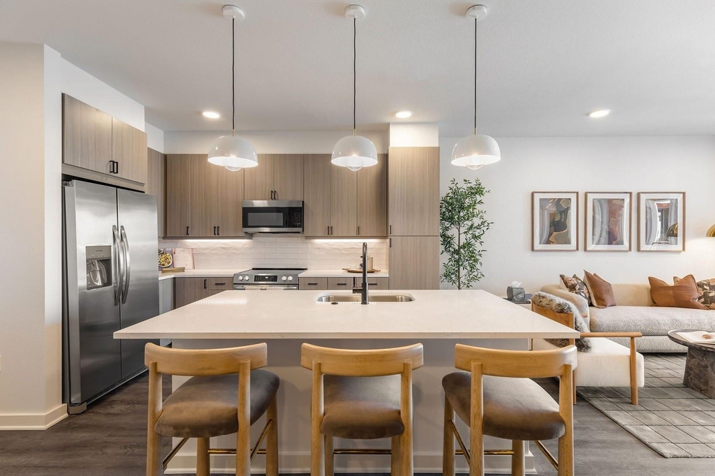 3001 W 11th Street - Photo 1