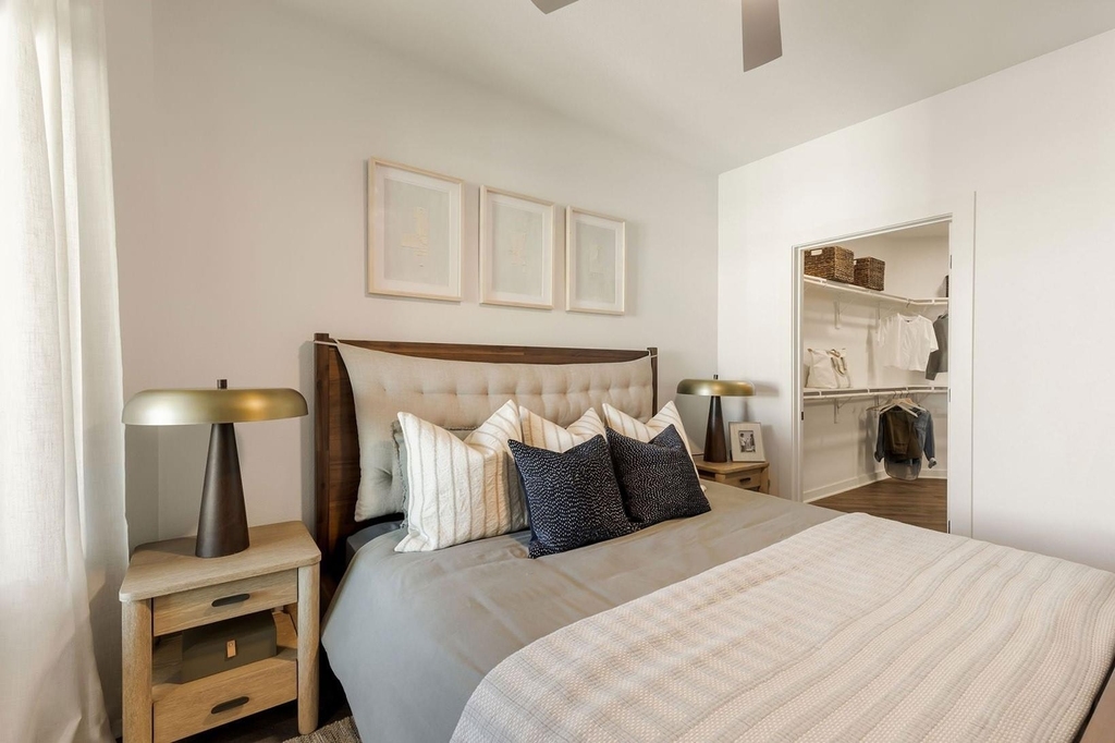 3001 W 11th Street - Photo 8