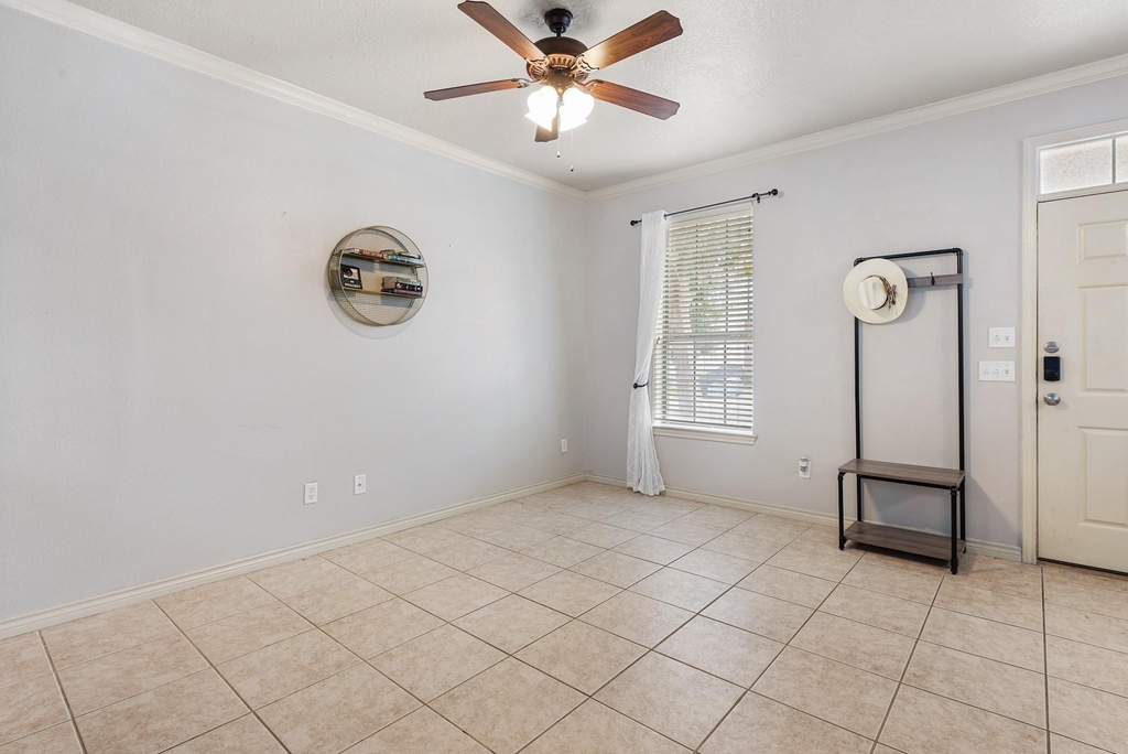 400 Forest Drive - Photo 4