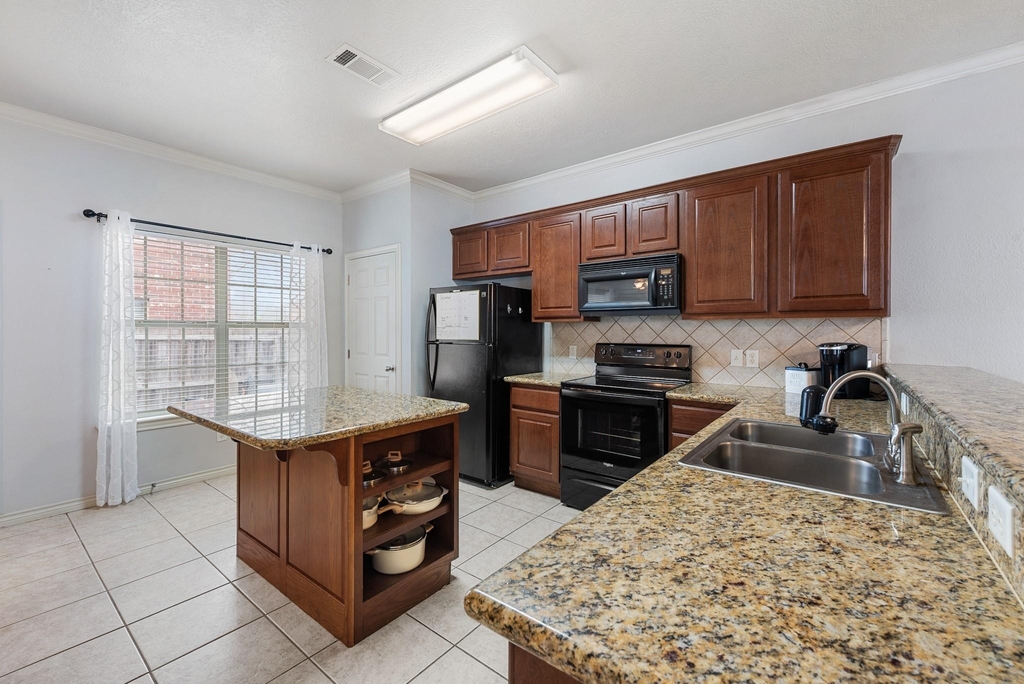 400 Forest Drive - Photo 7