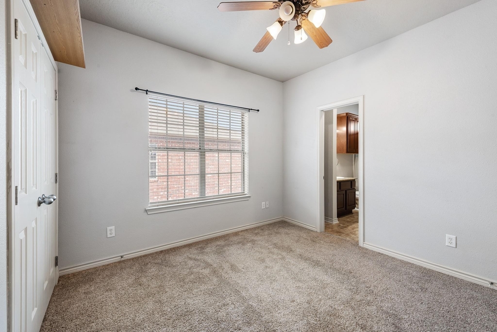 400 Forest Drive - Photo 16