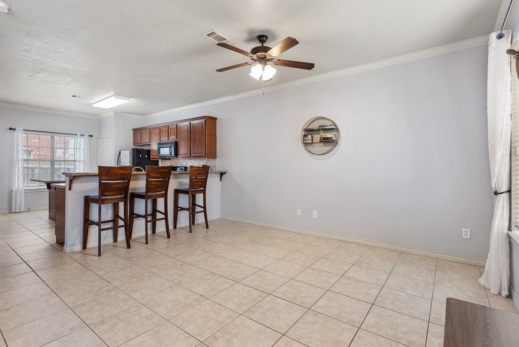 400 Forest Drive - Photo 3