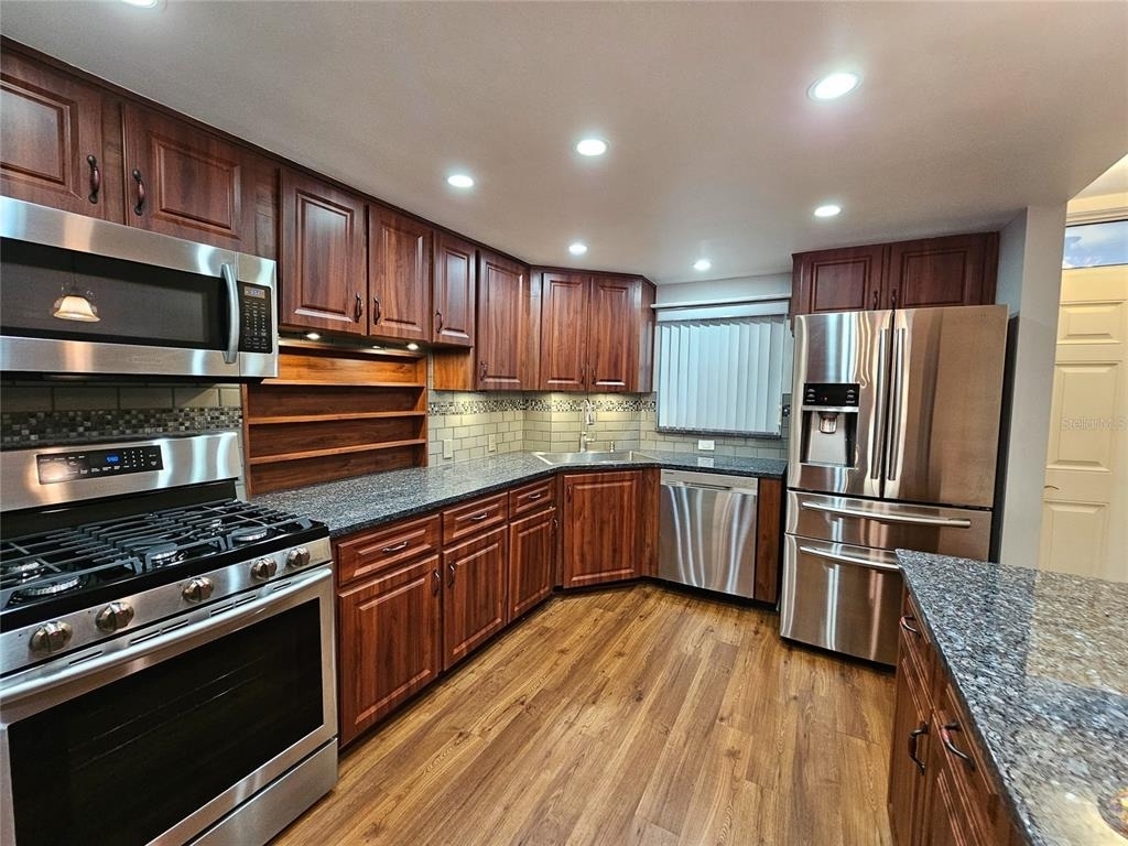 6020 Shore Boulevard S - Photo 5