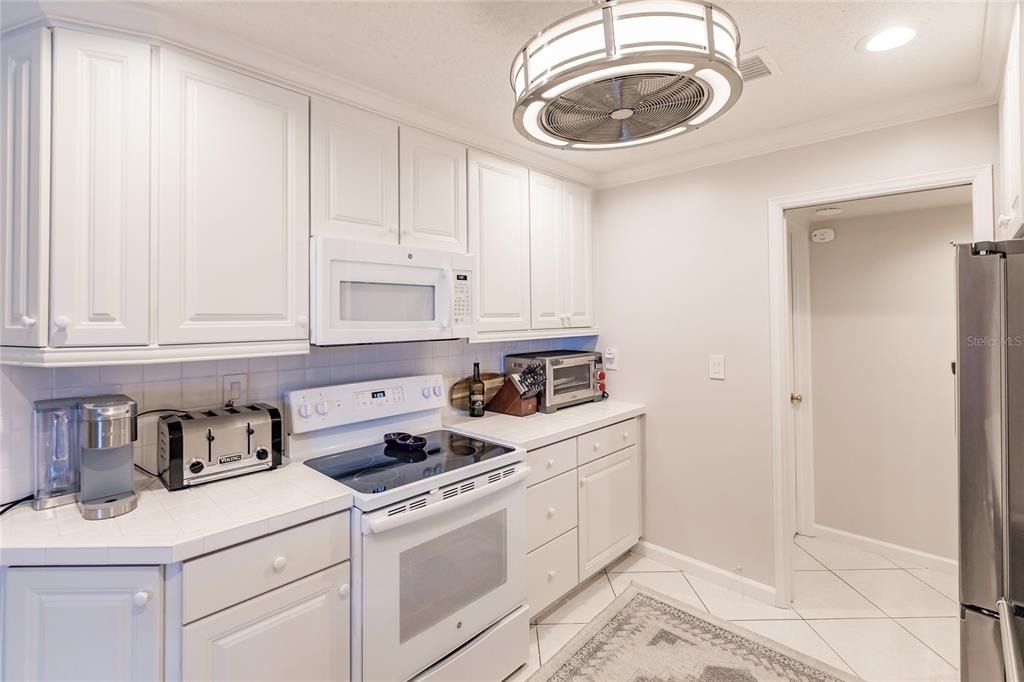 6018 W Peppertree Way - Photo 5