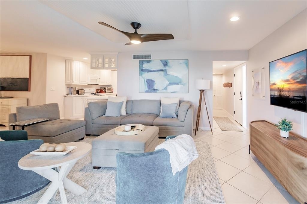 6018 W Peppertree Way - Photo 3
