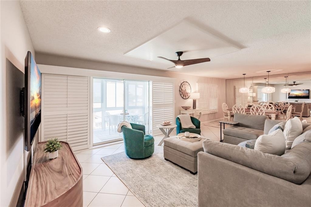 6018 W Peppertree Way - Photo 2