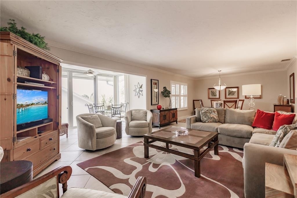 6052 W Peppertree Way - Photo 2
